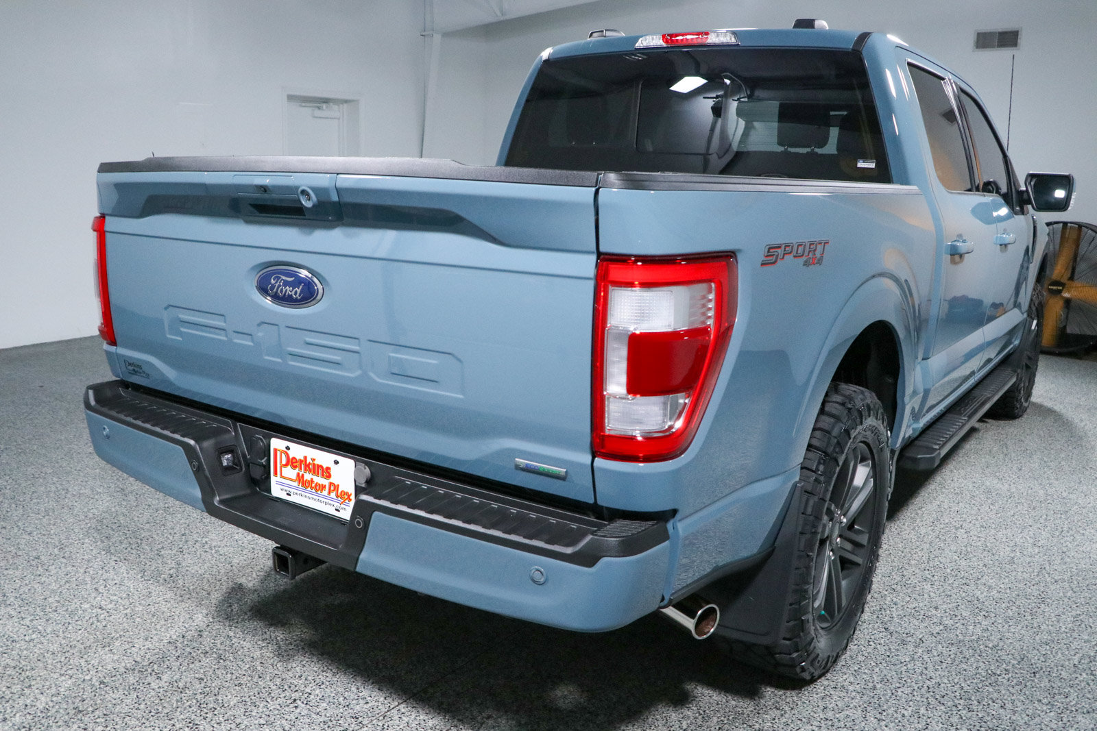 Used 2023 Ford F150 Lariat w/ Equipment Group 502A High AWD/4WD image 8