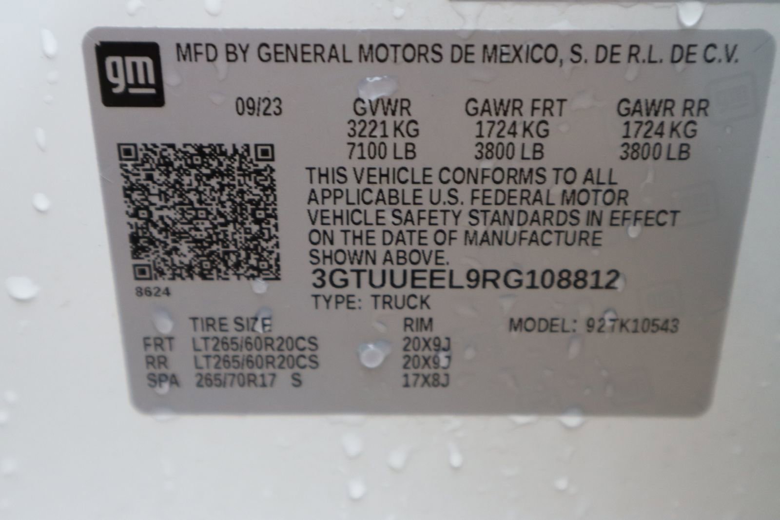 Used 2024 GMC Sierra 1500 AT4 w/ Technology Package image 39