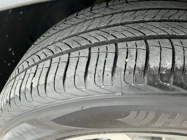 Used 2025 Chevrolet Trax LT w/ Driver Confidence Package image 12