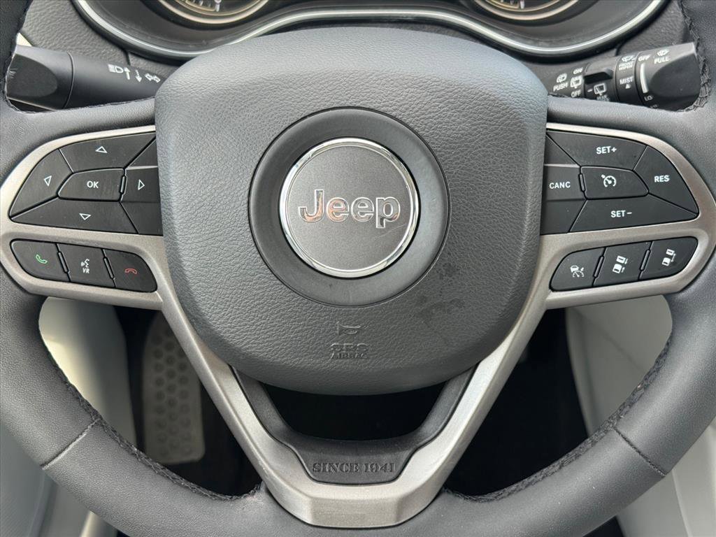 Used 2022 Jeep Cherokee Limited w/ Elite Package AWD/4WD image 15