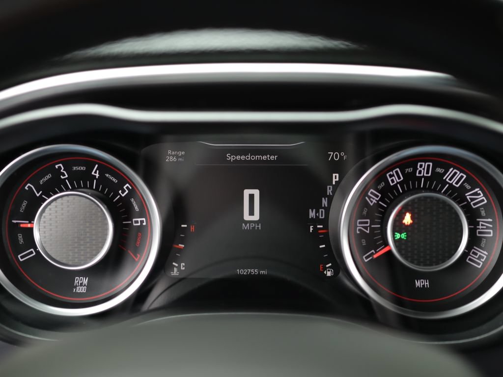 Used 2016 Dodge Challenger SXT RWD image 12