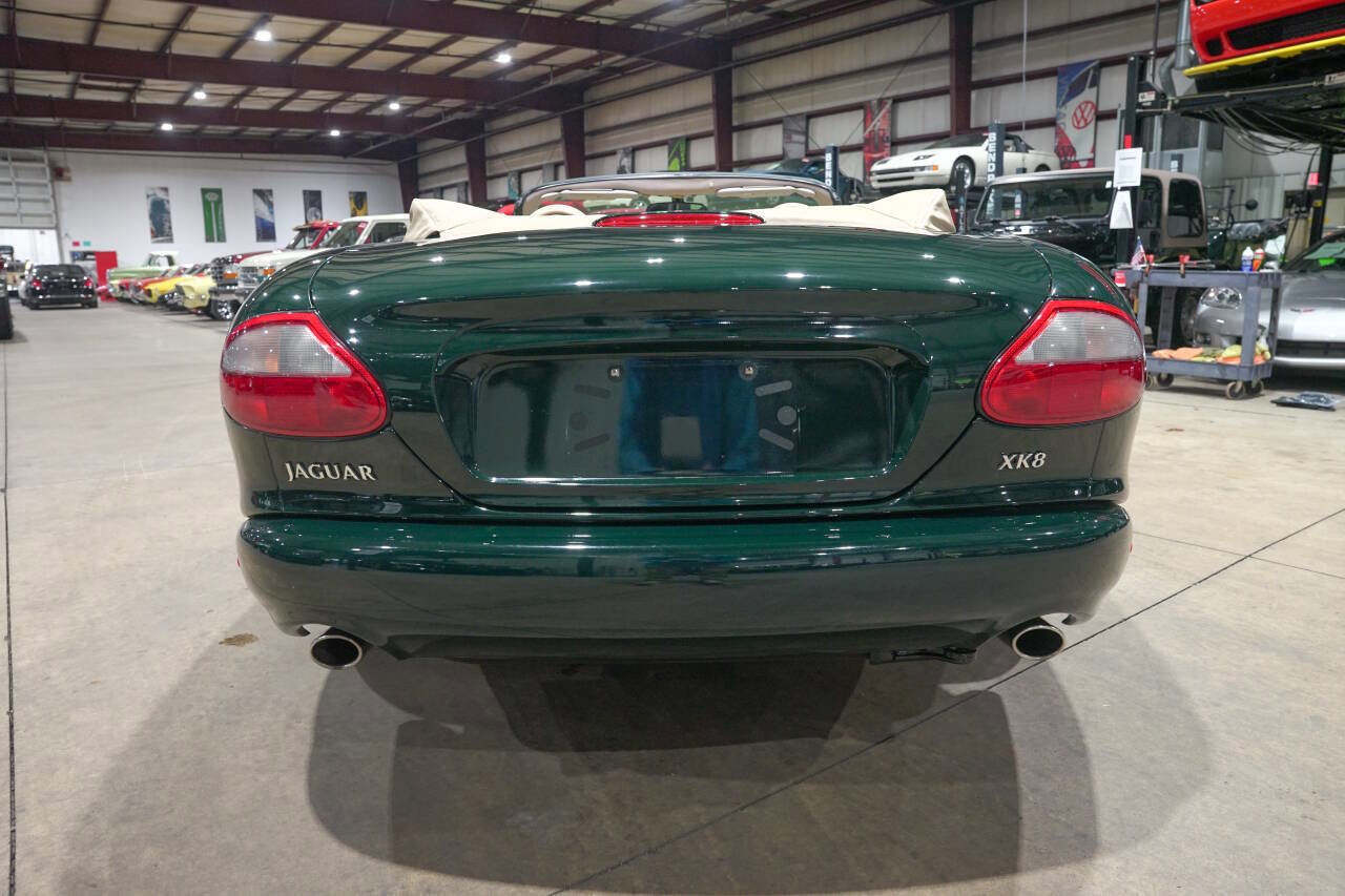 Used 2000 Jaguar XK8 Convertible RWD image 7