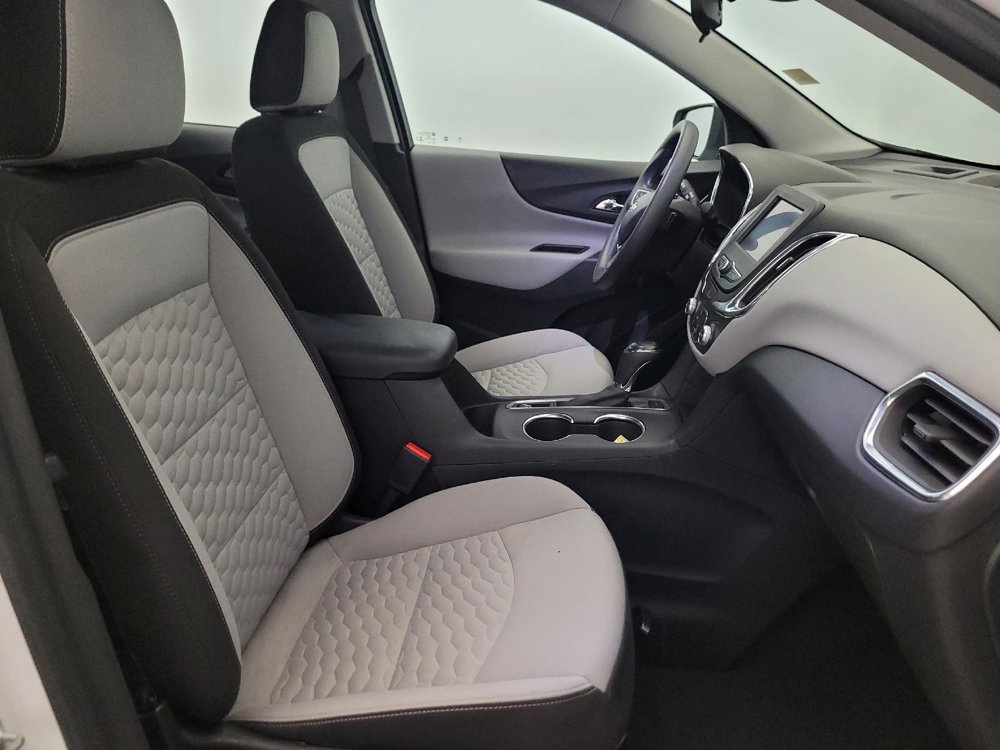 Used 2021 Chevrolet Equinox LS image 21