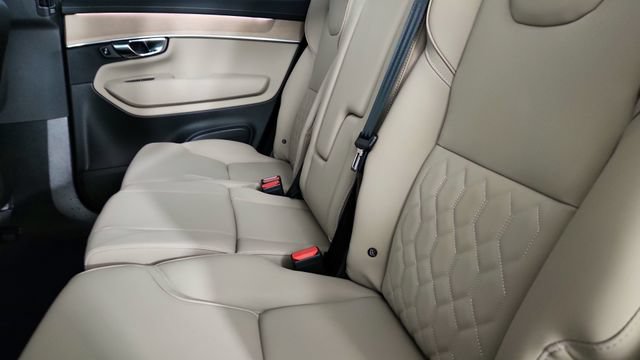 New 2026 Volvo XC90 B5 Plus AWD/4WD image 29