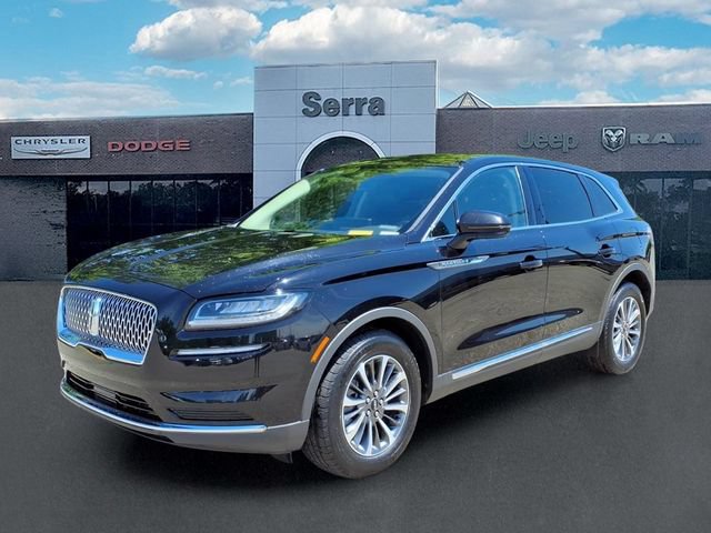 Used 2023 Lincoln Nautilus AWD image 3