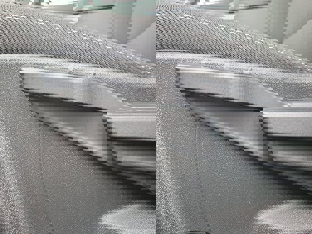 Used 2026 Chevrolet Equinox EV LT image 16