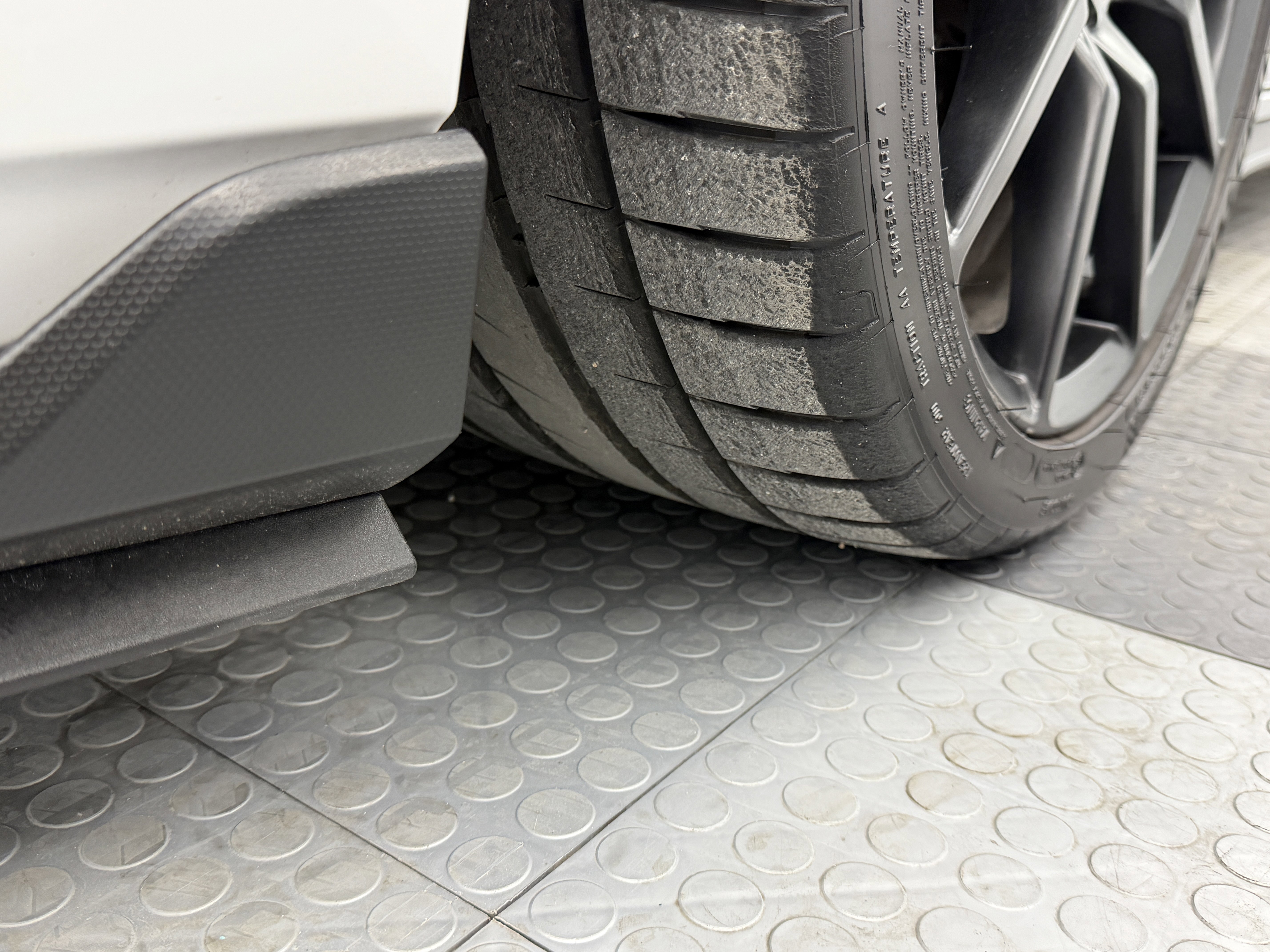 Used 2017 Ford Mustang Shelby GT350 image 28