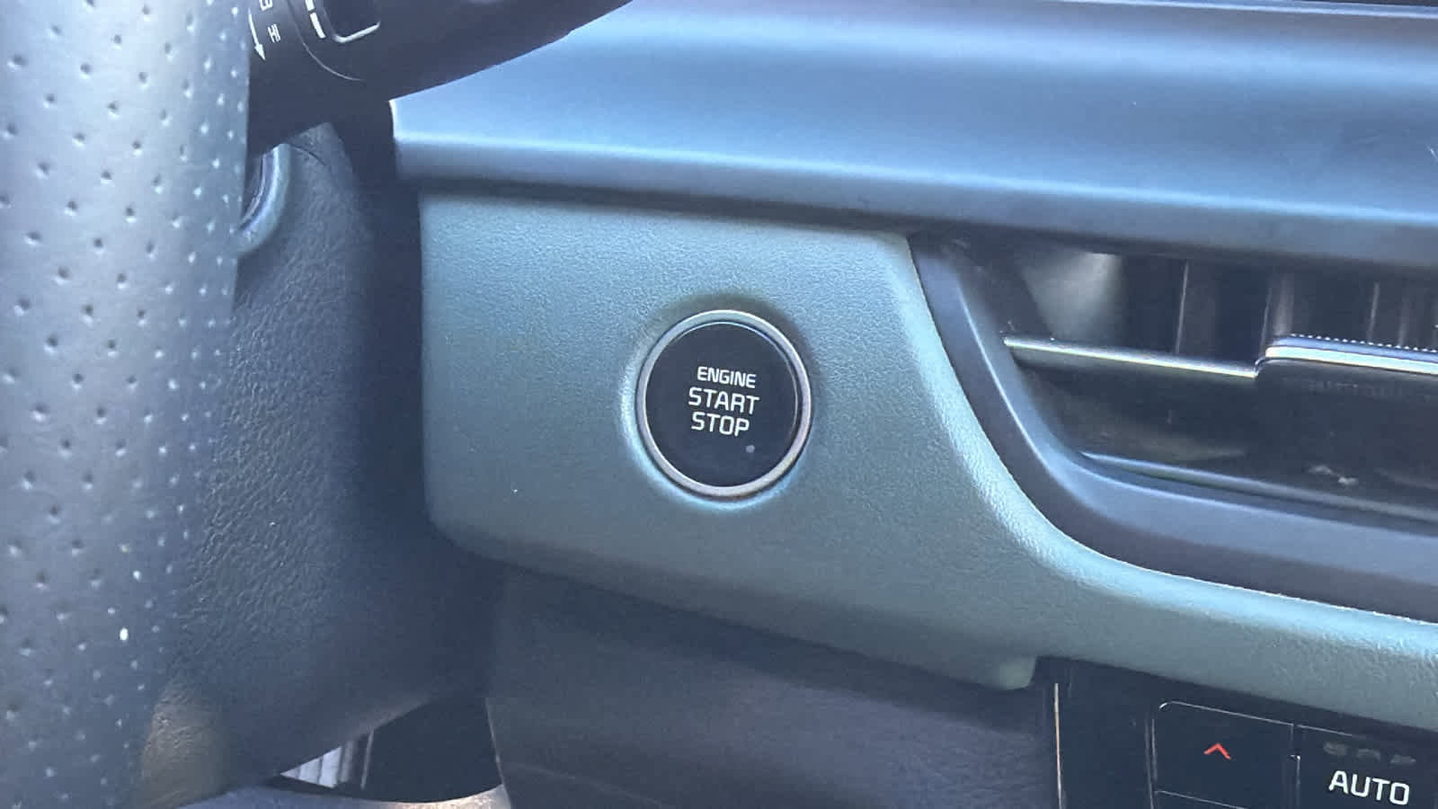 Used 2024 Kia Seltos SX image 17