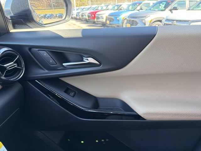 New 2026 Chevrolet Equinox ACTIV w/ Convenience Package III image 24