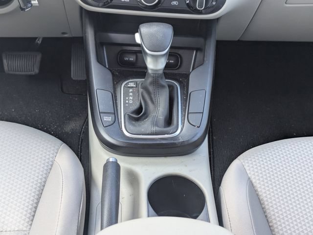 Used 2025 Kia Soul LX w/ LX Technology Package FWD image 18
