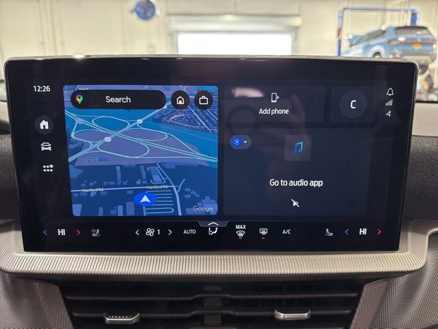 Used 2025 Ford Explorer ST-Line w/ Premium Package image 16