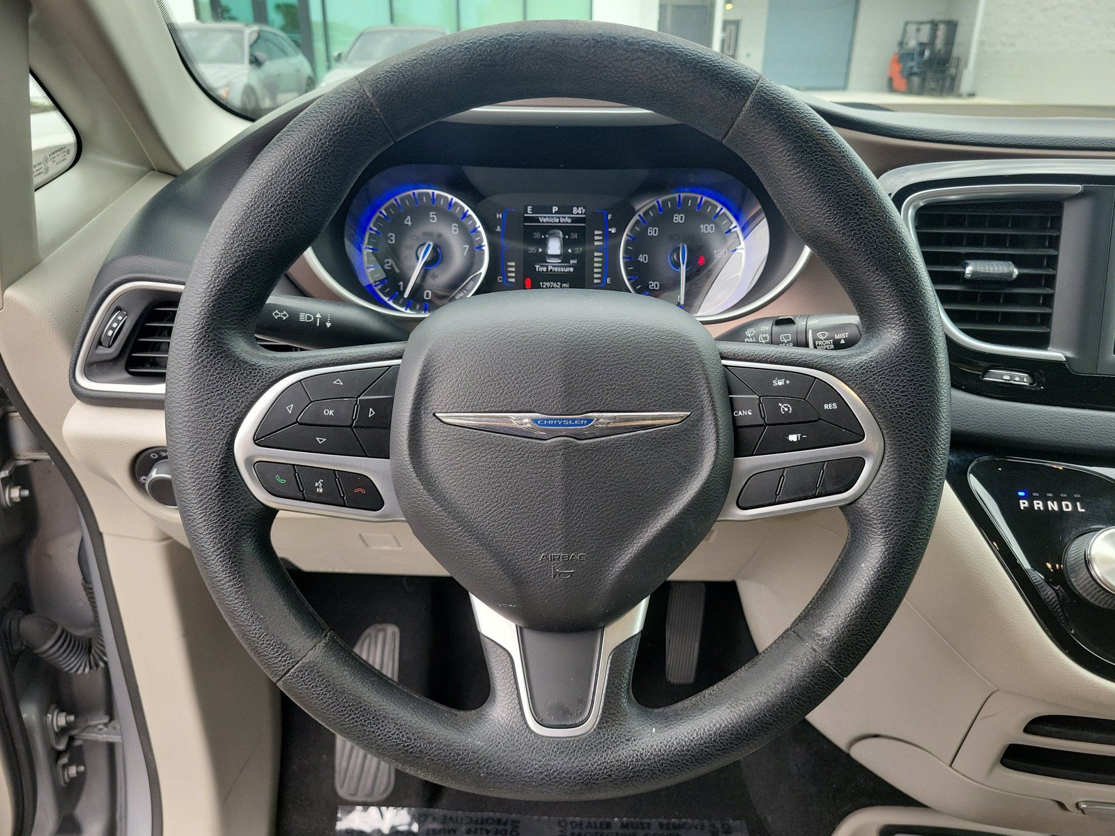 Used 2021 Chrysler Voyager Lxi FWD image 17