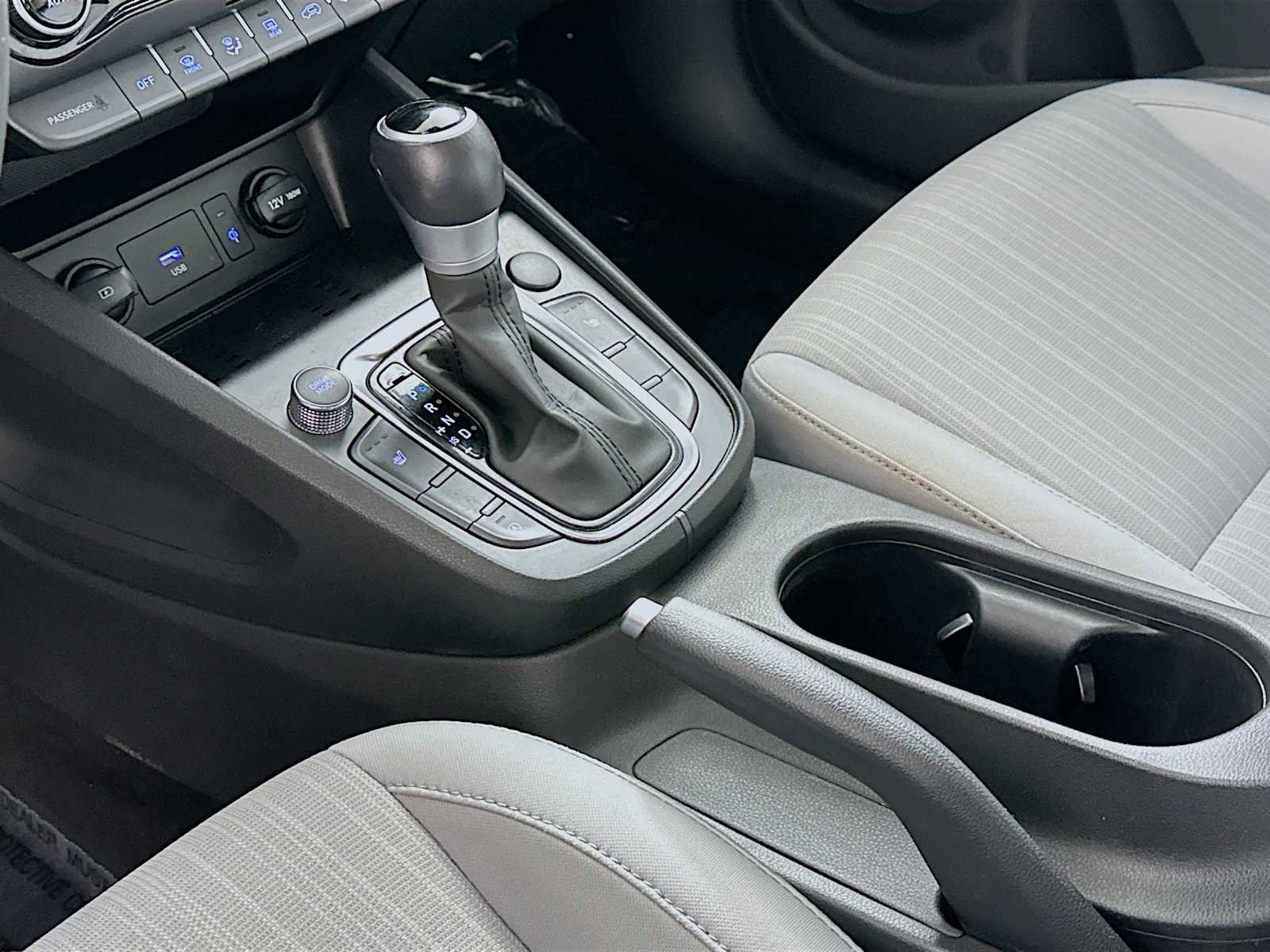 Used 2022 Hyundai Kona SEL w/ Convenience Package image 15