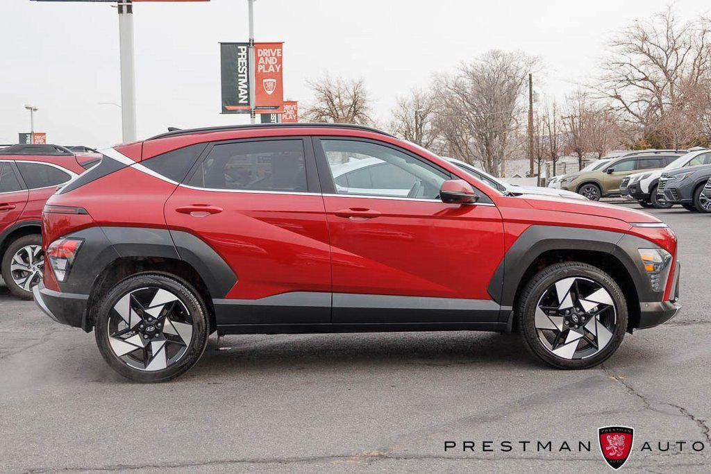 Used 2025 Hyundai Kona Limited AWD/4WD image 21