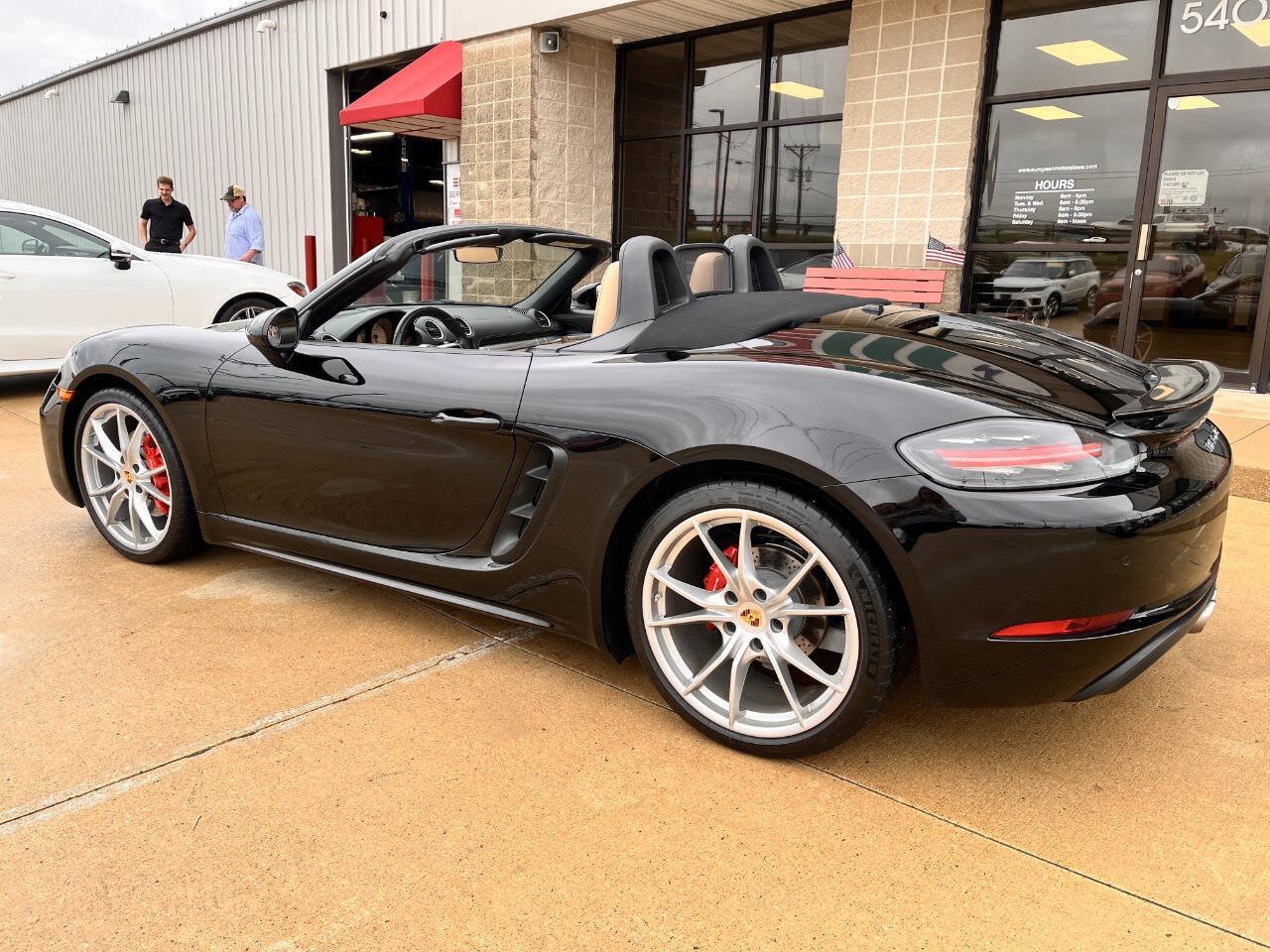 Used 2017 Porsche 718 Boxster S RWD image 10