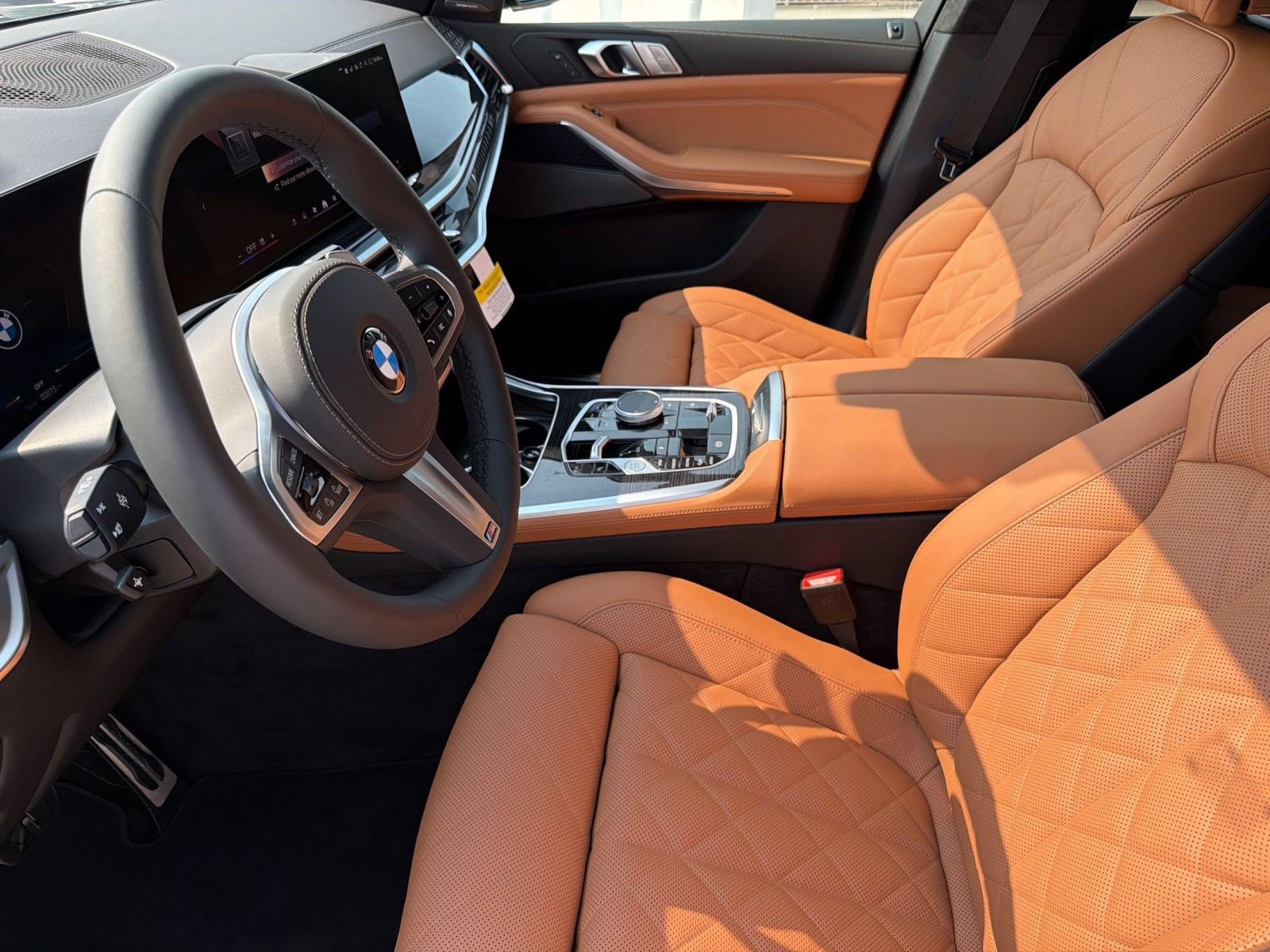 New 2027 BMW X7 xDrive40i w/ M Sport Package AWD/4WD image 4