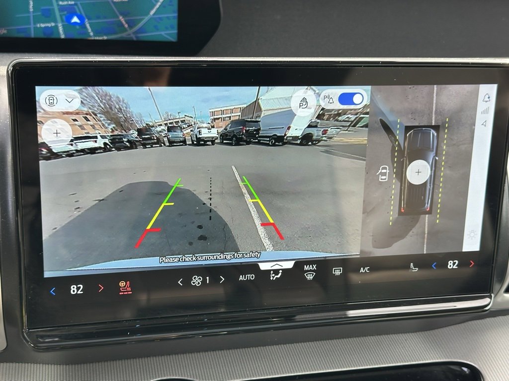 Used 2025 Ford Expedition Active image 6