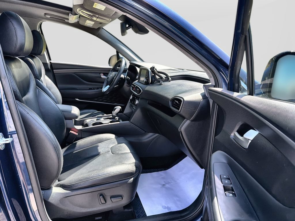 Used 2020 Hyundai Santa Fe SEL w/ Convenience + Premium Package AWD/4WD image 30