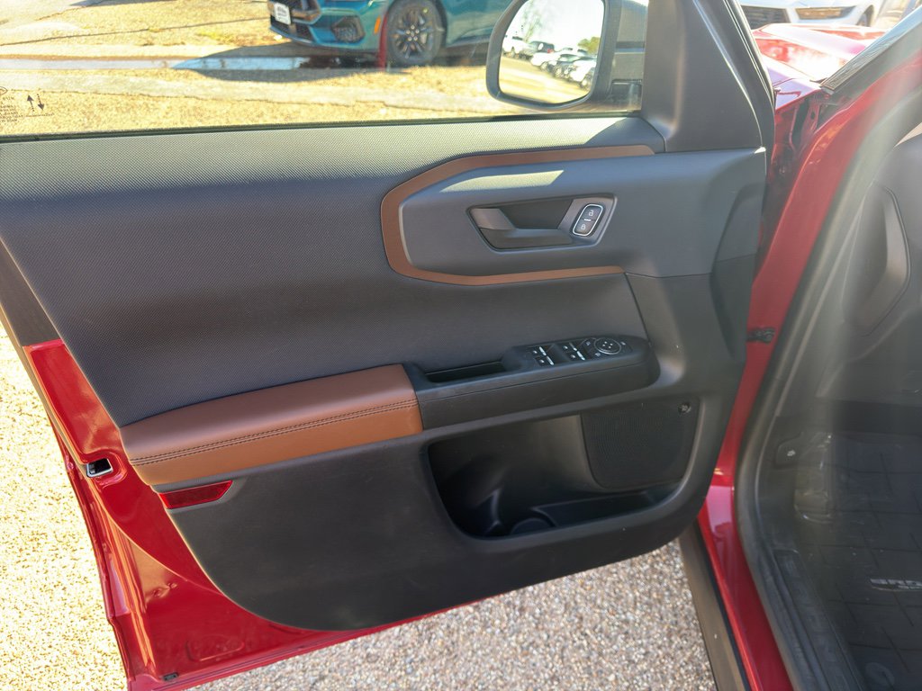 Used 2021 Ford Bronco Sport Outer Banks w/ Outer Banks Package image 22