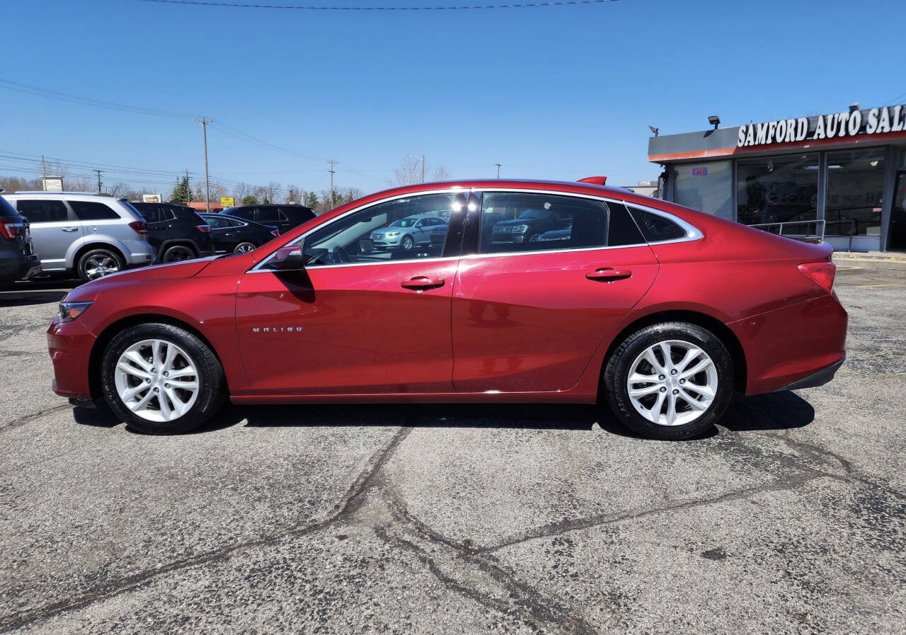 Used 2018 Chevrolet Malibu LT w/ Driver Confidence Package FWD image 3