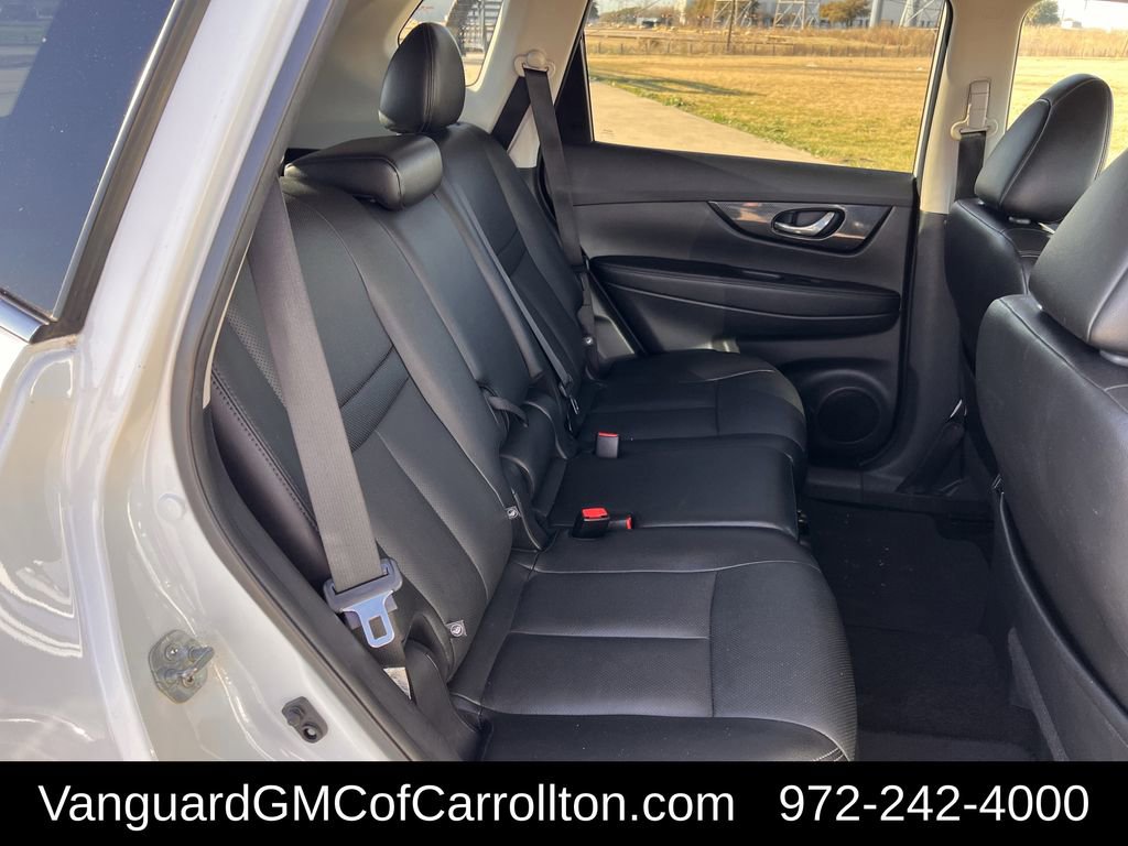 Used 2017 Nissan Rogue SL w/ SL Premium Package image 33