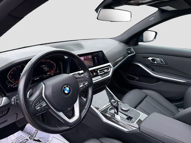 Used 2021 BMW 330i xDrive Sedan w/ Convenience Package image 9