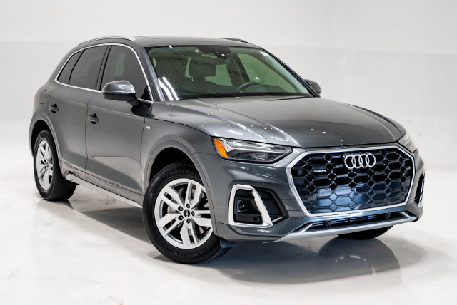 Used 2023 Audi Q5 2.0T Premium w/ Convenience Package AWD/4WD image 6