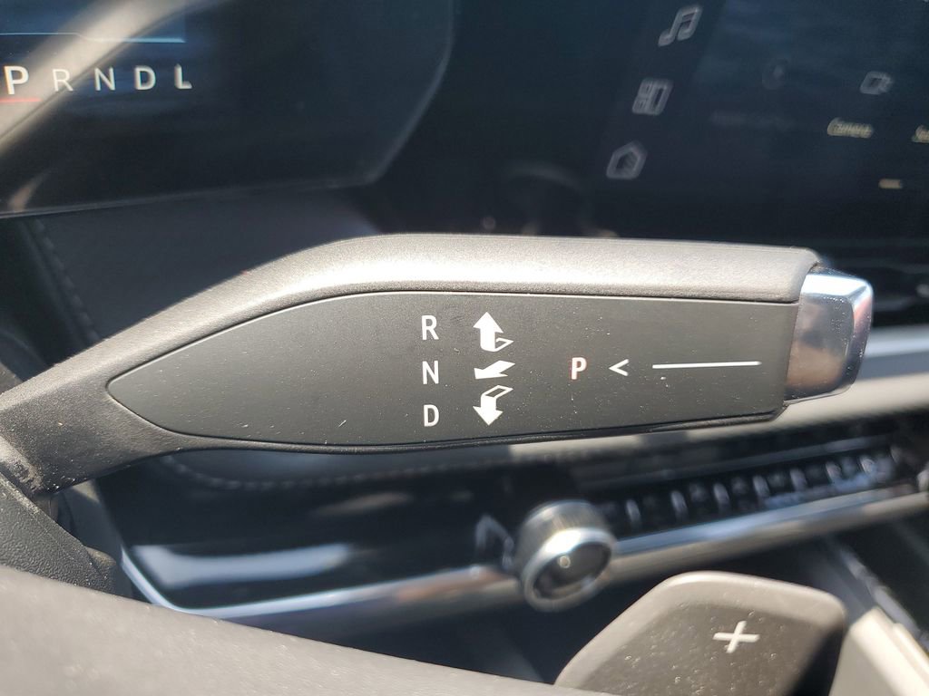 New 2026 Chevrolet Equinox LT w/ Convenience Package II image 29