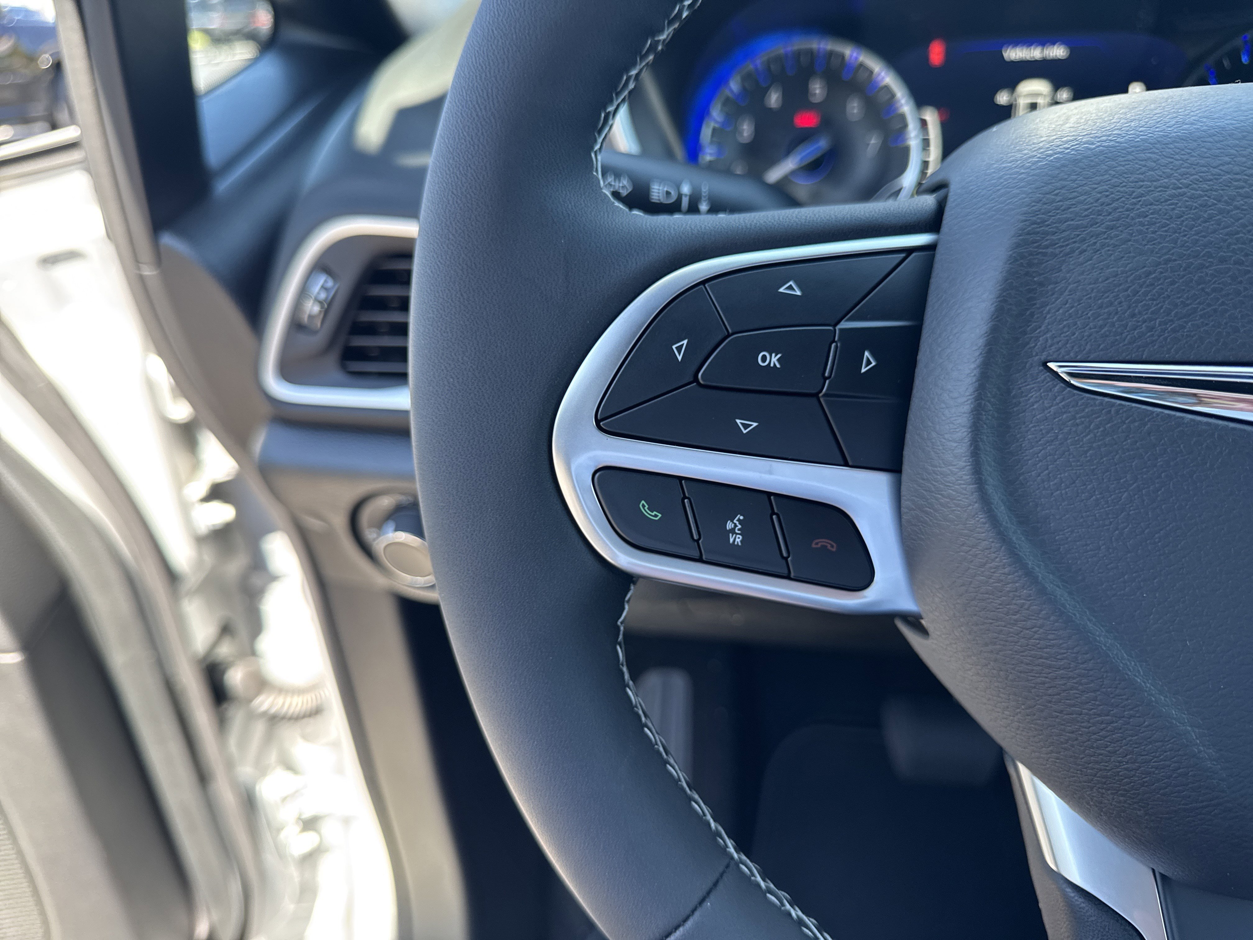 New 2026 Chrysler Voyager LX image 26