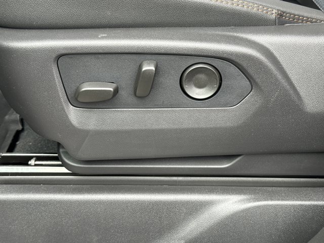 New 2026 GMC Sierra 2500 AT4 w/ AT4 Premium Plus Package AWD/4WD image 15