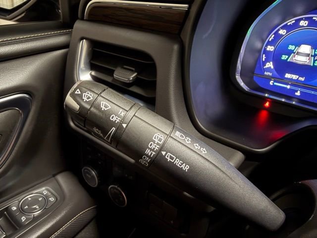 Used 2023 Chevrolet Suburban Premier w/ Advanced Technology Package AWD/4WD image 42