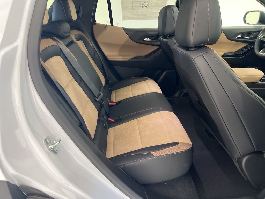 New 2026 Chevrolet Equinox ACTIV image 24