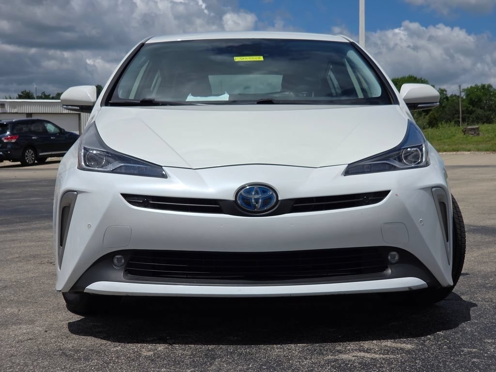 Used 2019 Toyota Prius XLE AWD/4WD image 3