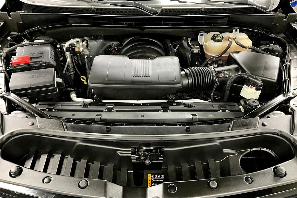 Certified 2023 Cadillac Escalade Sport w/ LPO, ONYX Package image 31