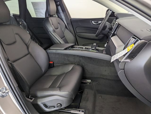 New 2024 Volvo XC60 T8 Core w/ Protection Package Premier AWD/4WD image 15