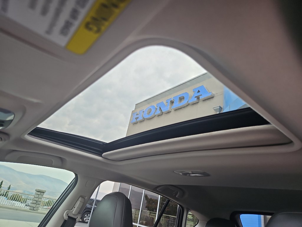 Used 2022 Subaru Crosstrek 2.5i Sport w/ Moonroof Package image 12