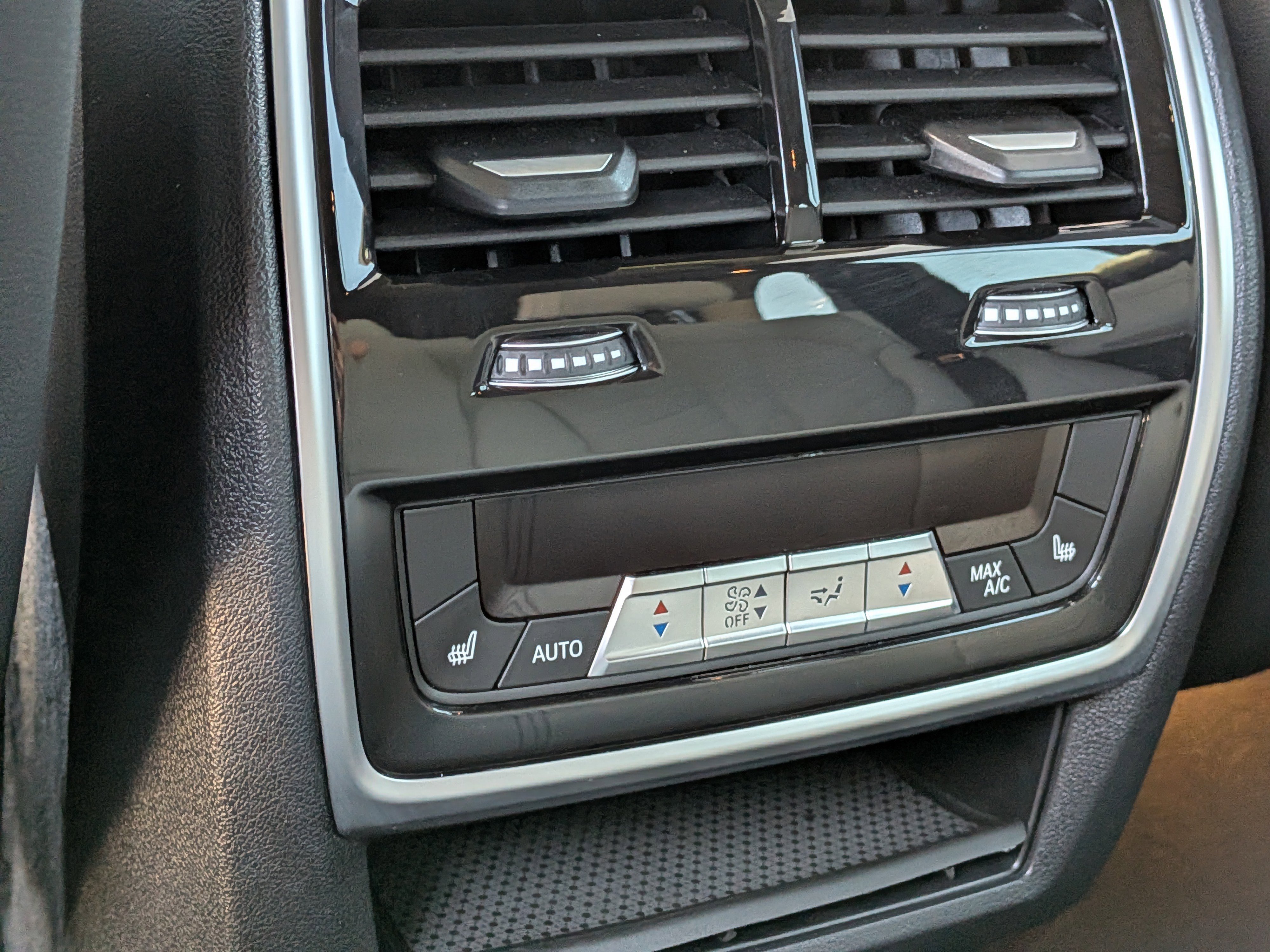 Used 2026 BMW X5 M60i AWD/4WD image 17