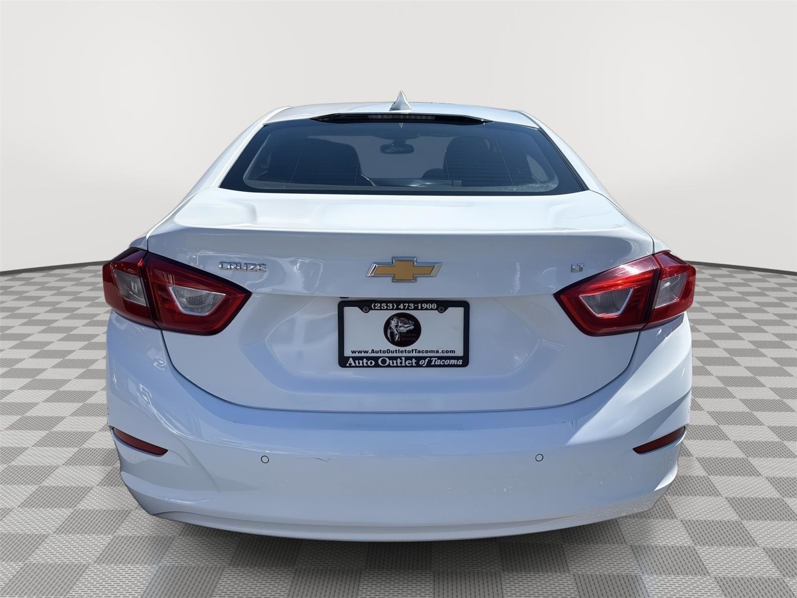 Used 2019 Chevrolet Cruze LT w/ Convenience Package image 10