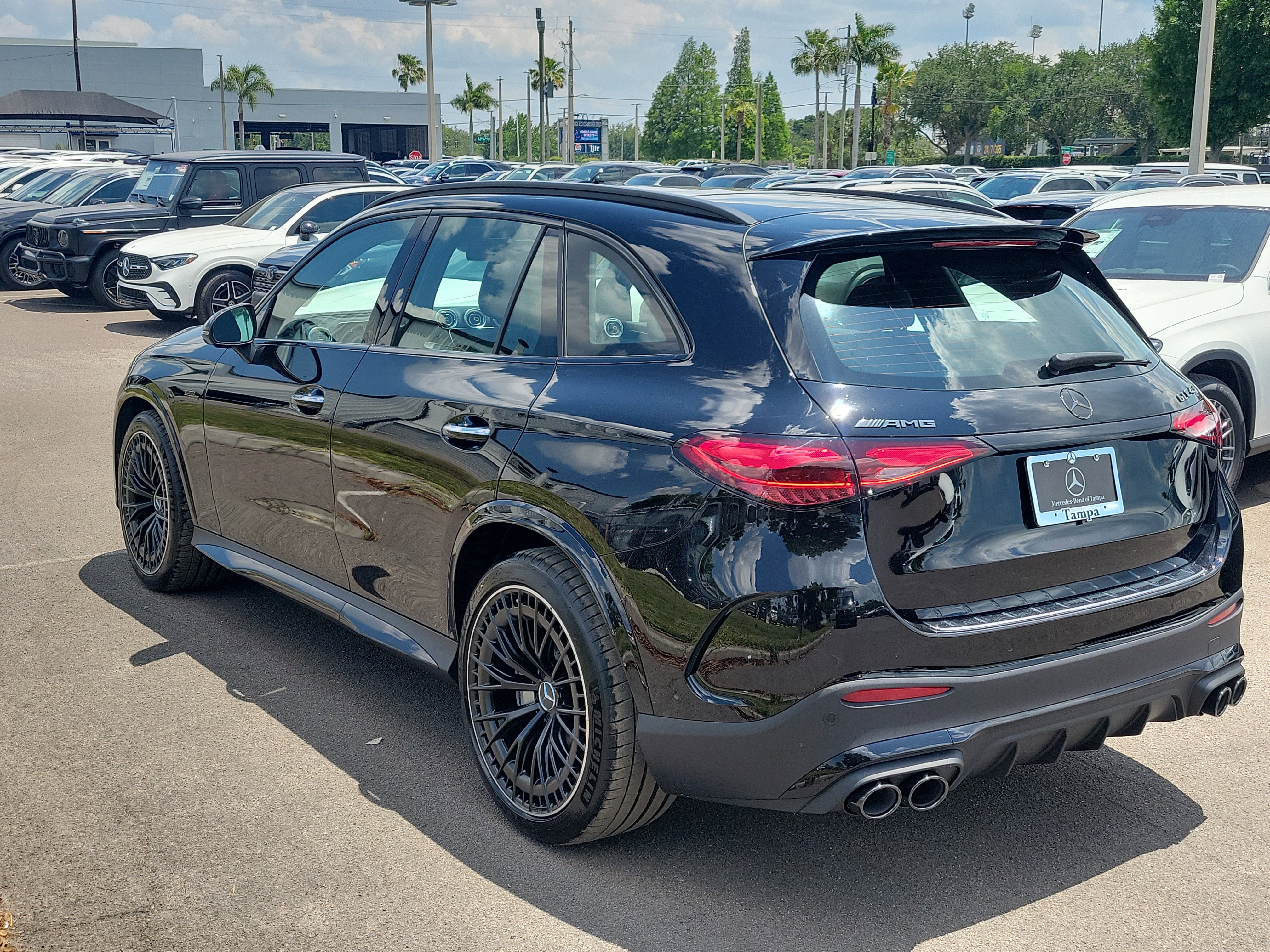 New 2026 Mercedes-Benz GLC 43 AMG 4MATIC image 4
