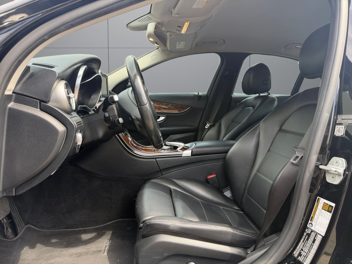 Used 2015 Mercedes-Benz C 300 4MATIC Sedan image 10