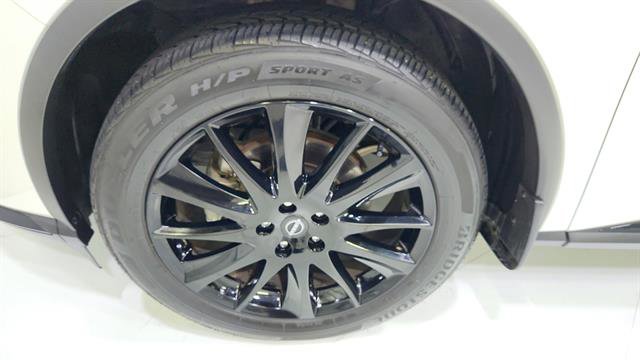 Certified 2024 Nissan Murano SV w/ SV Midnight Edition Package image 36