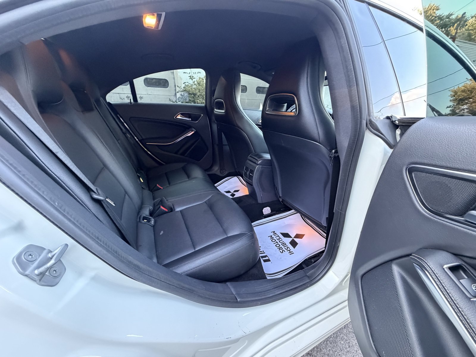 Used 2014 Mercedes-Benz CLA 250 image 33