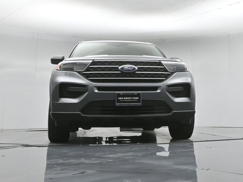 Used 2023 Ford Explorer XLT image 52
