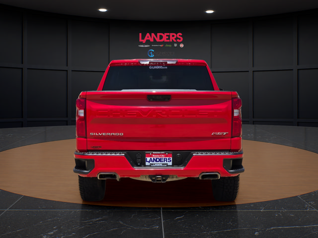Used 2022 Chevrolet Silverado 1500 RST w/ Z71 Off-Road Package AWD/4WD image 3