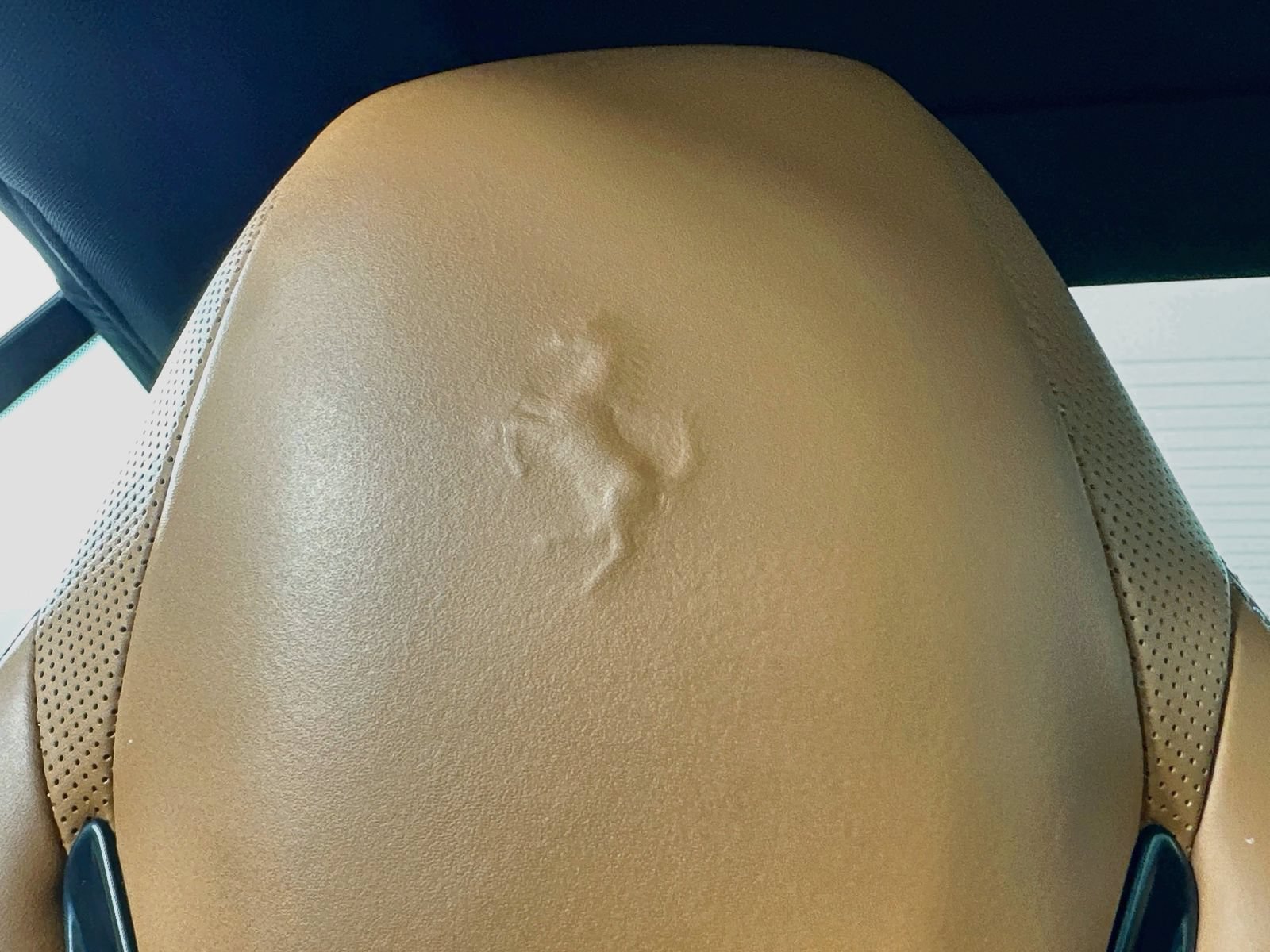 Used 2020 Ferrari Portofino RWD image 60