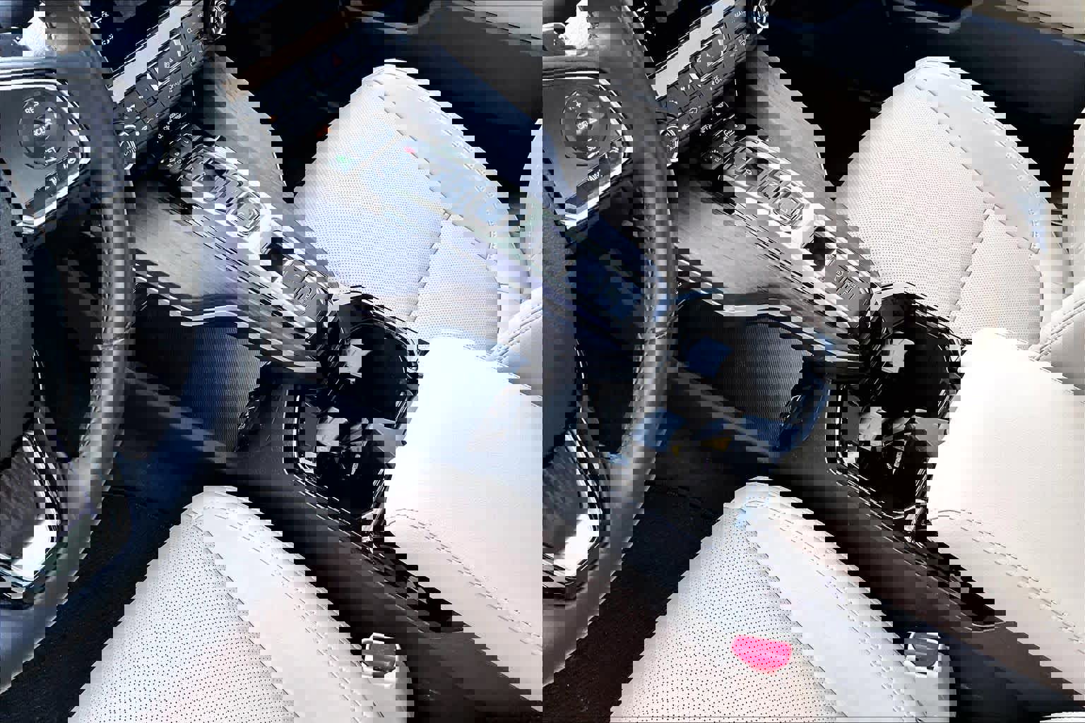 Used 2018 Honda Clarity Touring image 17