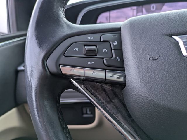 Used 2021 Cadillac Escalade Premium Luxury image 30