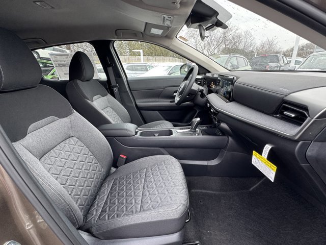 New 2026 Nissan Kicks SV w/ Cold Weather Package image 5