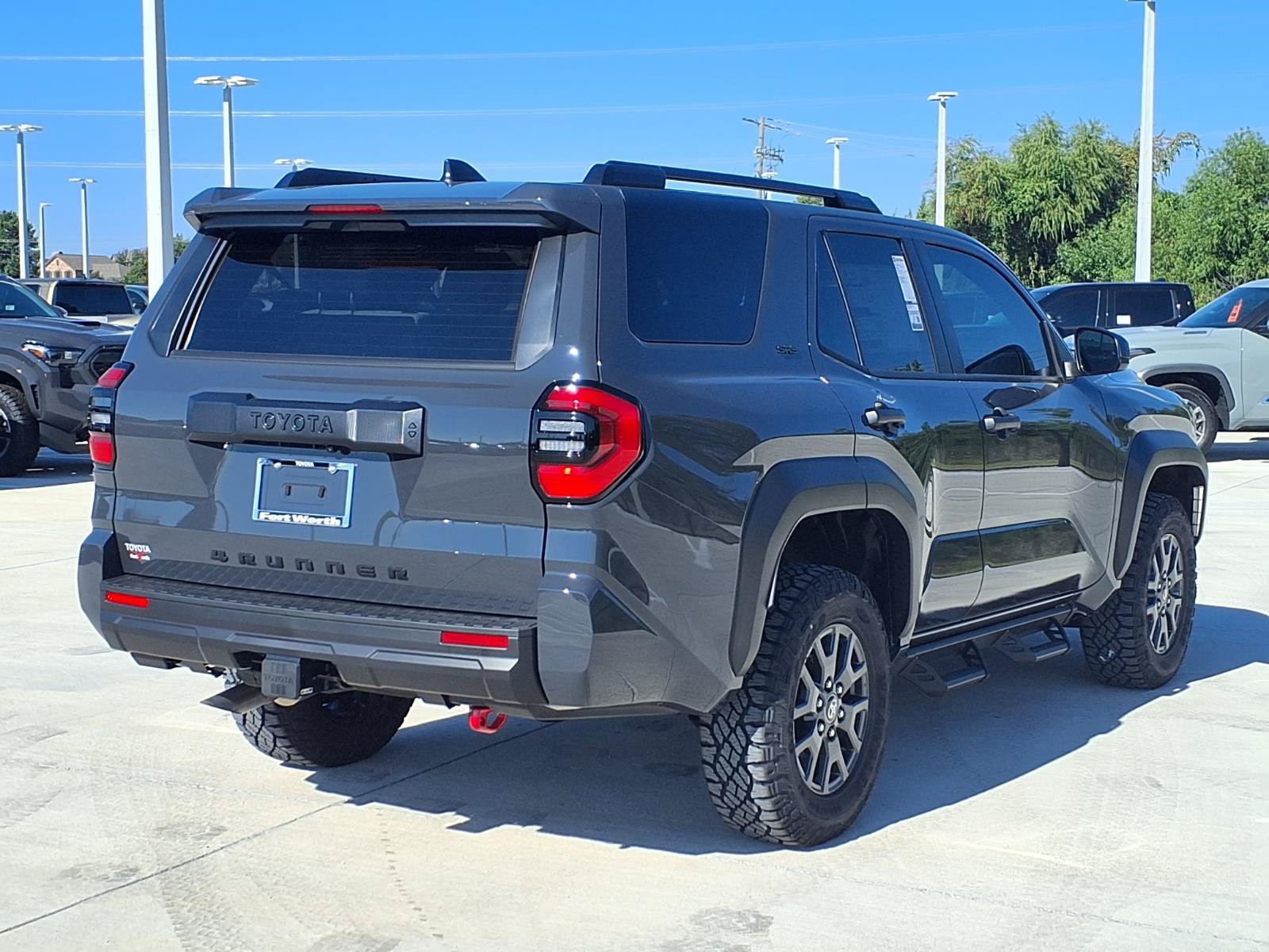 New 2026 Toyota 4Runner SR5 AWD/4WD image 9
