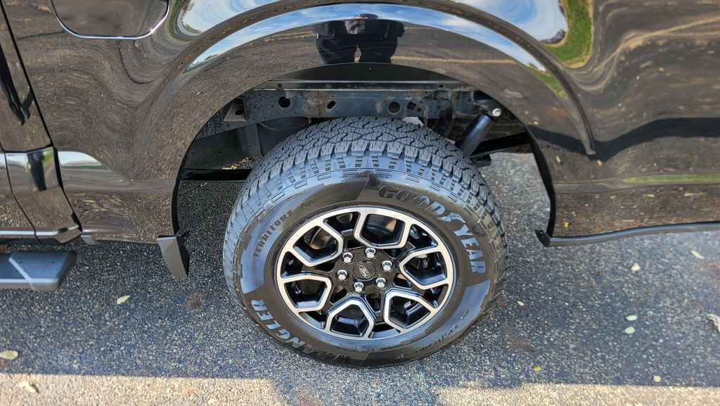 Used 2021 Ford F150 XLT w/ Equipment Group 302A High image 8